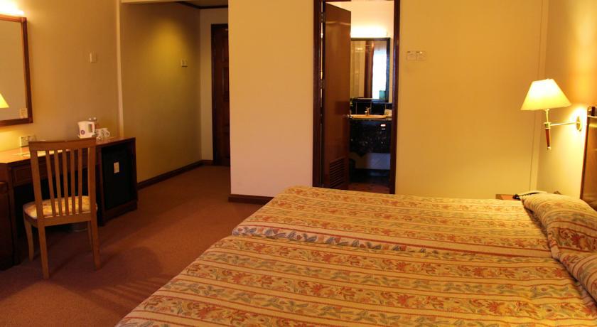 Holiday Villa Hotel City Centre พนมเปญ ภายนอก รูปภาพ